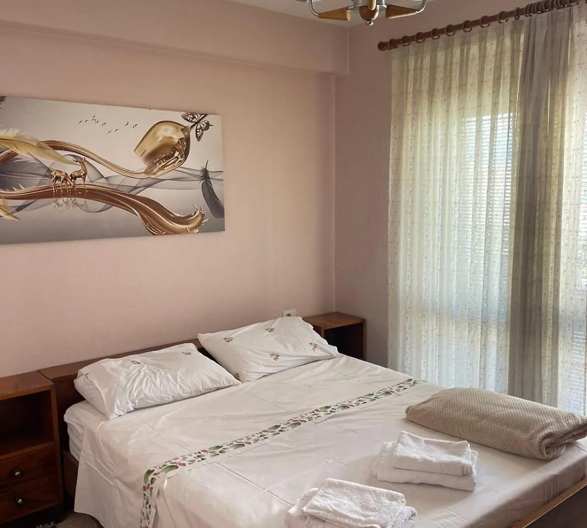 Marin Apartaments Pogradec